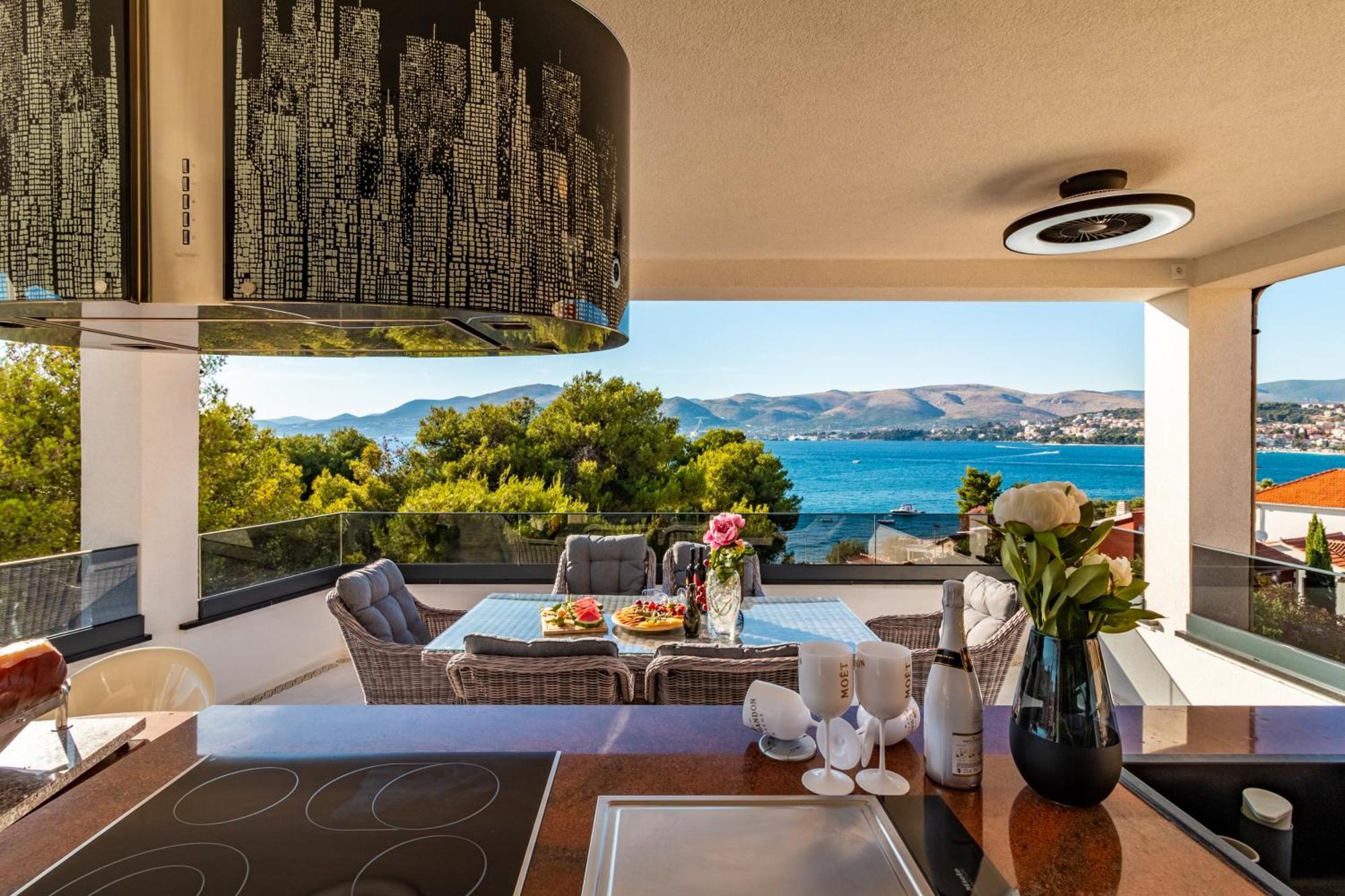 Beach Villa Valentina Trogir Room photo